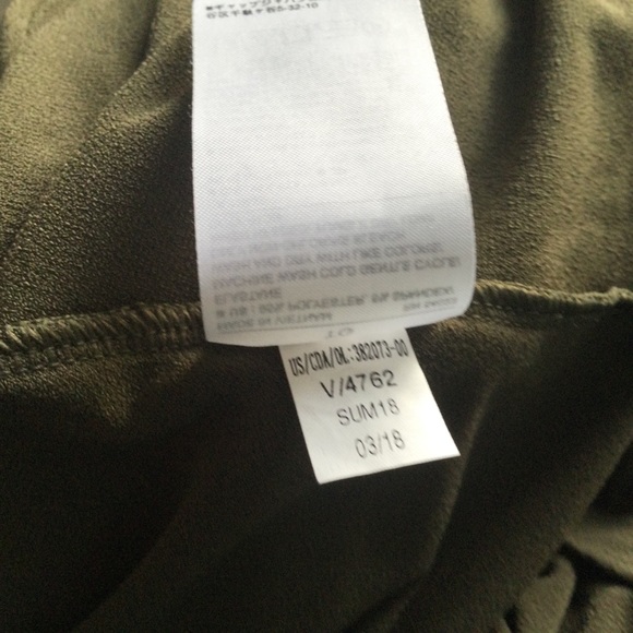 Banana Republic XL Olive Green Side Tie Top Flare sleeves - Picture 6 of 8